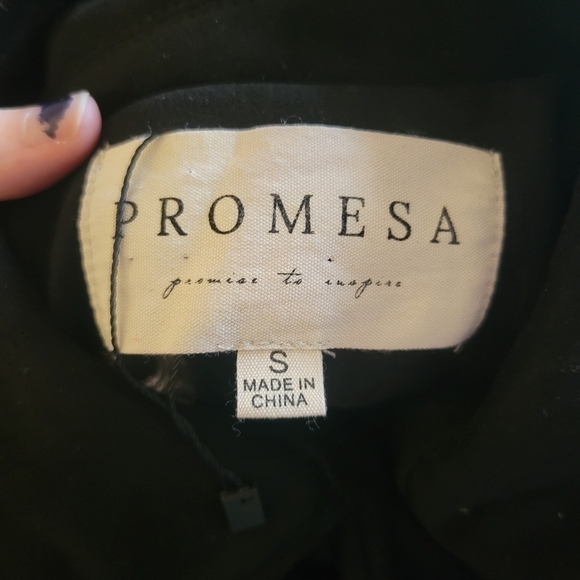 Promesa Celestial Star Moto Jacket Black size Small NWOT - Picture 2 of 2